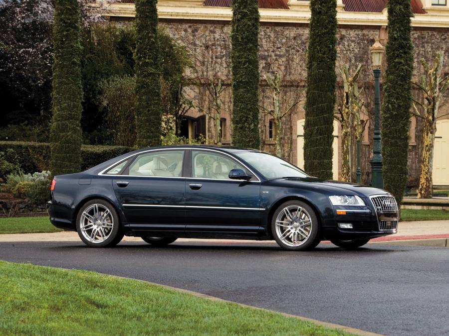  Audi A8 L W12 Quattro (D3) 2008 года  (NA) (фото 7 из 8)